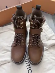 Louis Vuitton Territory Flat Ranger Boots N 37.5 Brown Gold New