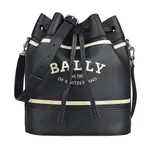 BALLY CLEOH白字印花LOGO小牛皮抽繩束口斜背水桶包(黑)