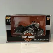 Maisto Harley Davidson 2001 FLHRC Road King Classic 1:18 Diecast Series 11