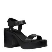 BLOOMED BLACK PLATFORM HEELS