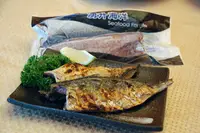 在飛比找樂天市場購物網優惠-台灣鯖魚片(一包2片)