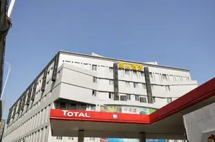 莫太酒店(武漢光谷廣場楊家灣地鐵站店)Motel 168 (Wuhan Optics Valley Yangjiawan Metro Station)