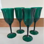 NEW in Box Tupperware Set of 4 Green Preludio Acrylic Wine Goblets Glasses