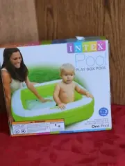 6164. NEW INTEX SQUARE BABY POOL/SOFT INFLATABLE FLOOR 33.5 X 33.5 X 9"