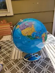 World LED Globe With LED Magnifier