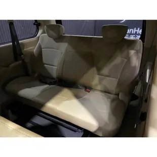 (106)2017年式 Hyundai Grand Starex 尊貴型 2.5 柴油 星耀黑