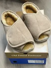 NEW IN BOX! Old Friend Step-In Men's L Slipper Size 10.5-11.5 Sheepskin Suede