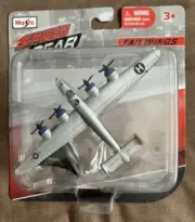 Maisto Tailwinds Speed Gear B-24 Liberator WWII US Heavy Bomber 2012 OOP