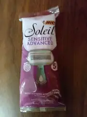 BIC Soleil Sensitive Advanced Women's 5-Blade Disposable Razor, New! 10 packs.