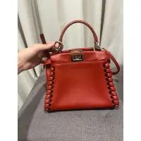 在飛比找蝦皮購物優惠-FENDI 經典peekaboo 二手