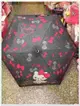 小花花日本精品♥ Hello Kitty 造型折疊傘 折疊雨傘 折傘附袋 雨具 黑色洋裝緞帶 55517300