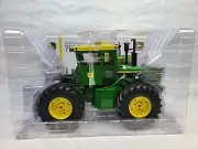 ERTL 1/16 John Deere 7520 4WD 50th Anniversary Tractor Precision Series