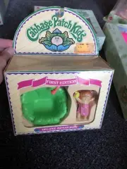Vintage 1984 Cabbage Patch Kids First Edition Deluxe Miniatures with Bathtub NOS