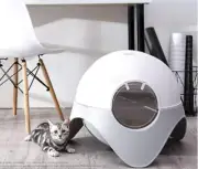 ® Spaceship Enclosed Cat Litter Box with Free Scoop, Easy Installation, Suitable
