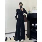 早秋仙女辣妹套裝女洋派時尚不規則一字上衣肩休閒寬褲兩件套裝  （FASHION WARDROBE）