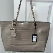 New DKNY Tote Medium size Bag /Chain and Leather Handle Charm with Tag $248
