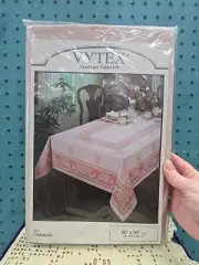 NIP VYTEX Vinyl Lace LAY-CEE Tablecloth 60" x 90" Oval Damask, Floral Design