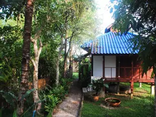清道彩虹飯店Chiang Dao Rainbow Guesthouse