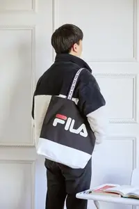 在飛比找Yahoo!奇摩拍賣優惠-【Luxury】FILA TAPING LINEAR Sho