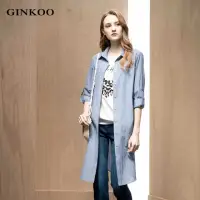 在飛比找momo購物網優惠-【GINKOO 俊克】直條紋長版開襟襯衫