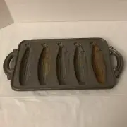 1980s John Wright Cast Iron Cornhuskers Pan Cornbread Mold USA Made