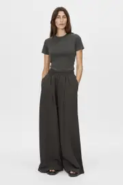 Lavande Cotton Lounge Pant in Chicago Grey - CAMILLA AND MARC® C&M