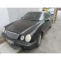 在飛比找蝦皮購物優惠-1999 賓士 M.BENZ e240 w210