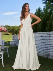 Wedding dress, New with Tags, Size 4 Hebeos Brand. A-Line/Princess Chiffon Ivory