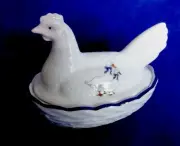 Casket "Chicken" White, Leander Czech porcelain, Geese, Bone China Porcelain