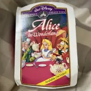 McDonalds Walt Disney Masterpiece Collection 1995 Alice In Wonderland Happy Meal