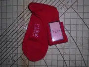 ONE PAIR XLARGE PINK ADULT RED 80% LAMBSWOOL SOCKS - NWT