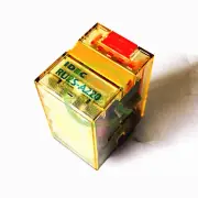 IDEC RU2S-A220 Relay Plug-In DPDT 10A 240VAC New 1PCS
