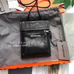 二手精品 BALENCIAGA 巴黎世家 褶皺油蠟小羊皮 小號 手機包 斜背包 GD同款 男女同款 532298