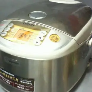象印壓力IH電子產品鍋NP-HH18（日本製）/二手