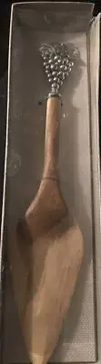 Grape Vine Wooden Pie Server - Rare