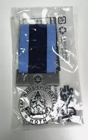 Star Wars Epic Battles HOTH Medal Toys R Us EXCLUSIVE Promo Pin FIRST in Series