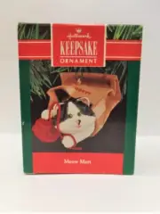 Hallmark Meow Mart Christmas Ornament 1990 NOS NRFB Kitten in Sack