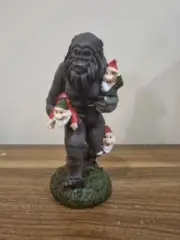 Miniature Bigfoot With 3 Gnomes Statue Garden Decor Sasquatch Tree Yard