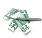 50 STERILE SURGICAL BLADES #12 #16 WITH FREE SCALPEL KNIFE HANDLE #3