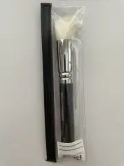ZOEVA Luxe 130 Contour Definer Brush Contouring Face Artist * NEW!!!