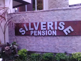 蕭法里斯旅館Silverise Pension