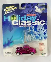 Johnny Lightning 2002 Holiday Classics Die Cast Vehicle Ornament NEW SEALED