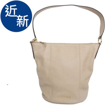 Kors Brooke 2024 01