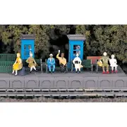 Bachmann HO GAUGE Sitting Passengers # BAC42342~NEW