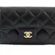 [二手] CHANEL 香奈兒 經典金色雙C LOGO菱格粒紋暗釦卡夾/零錢包(黑AP0214C-BLK-GP)