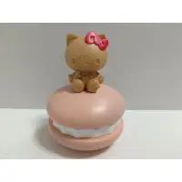 在飛比找蝦皮購物優惠-hello kitty 木製馬卡龍音樂盒