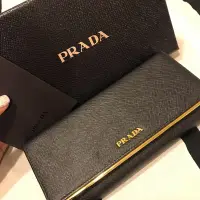 在飛比找蝦皮購物優惠-PRADA 黑色長夾