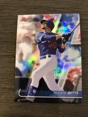 2020 Bowman’s Best-Refractor-Mookie Betts #20-Mint