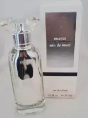 perfum by narciso Rodriguez "essence eau de musc" eau de toilette 35ml
