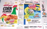 1992 JETSONS Kellogg's Corn Flakes Cereal box unused shaped factory FLAT 1z3